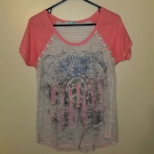 Maurices light weight shirt. Size Lg